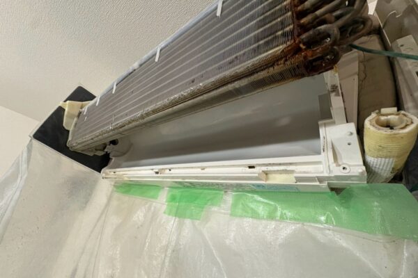 春日井市で施工した三菱電機 霧ヶ峰 MSZ-ZW634S の完全分解洗浄後