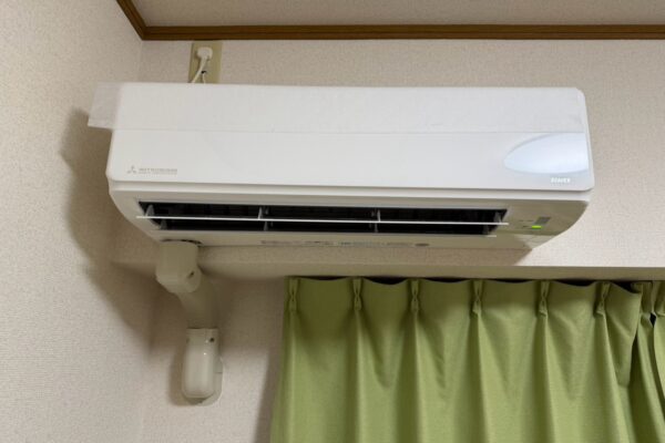 豊田市で完全分解クリーニングを行った三菱重工SRK2821T-Wの洗浄前の外観