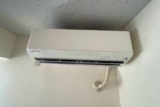 名古屋市守山区で当日対応した三菱霧ヶ峰MSZ-ZW4016S-Wの洗浄前の外観