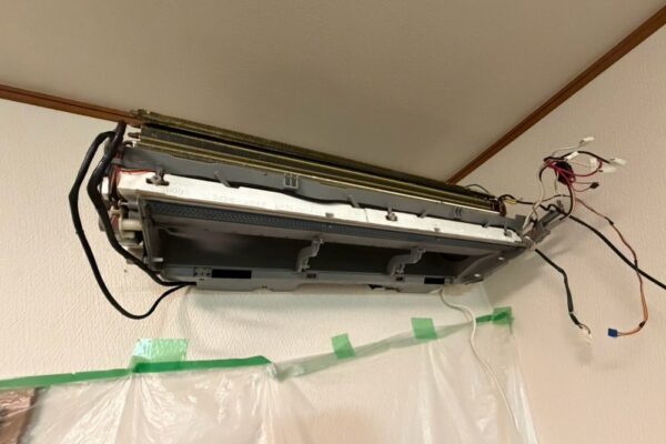 東芝 大清快 RAS-H562R エアコンクリーニング完全分解 輪之内町 アフター
