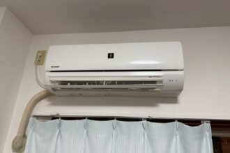 シャープ通常エアコン分解前