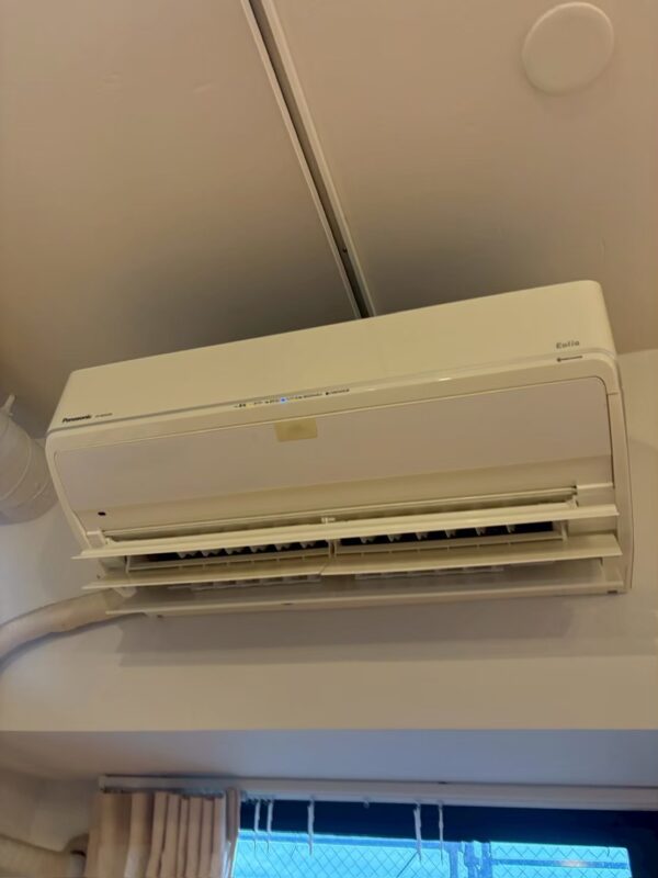 パナソニックお掃除機能付きエアコン分解前