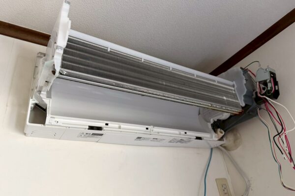 三菱電機 MSZ-EM7124E4S エアコンクリーニング完全分解 一宮市分解後