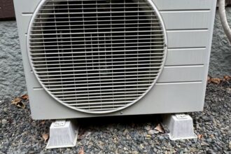 エアコン室外機