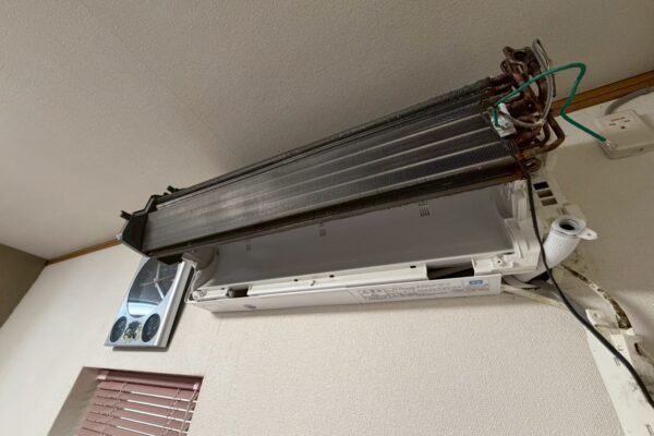 富士通ゼネラル AS-M40J2 エアコンクリーニング完全分解 尾張旭市分解後