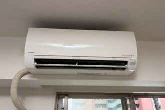 日立 : RAS-YK56L2分解前