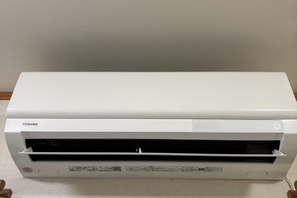 東芝 : RAS-J401PEX-W分解前